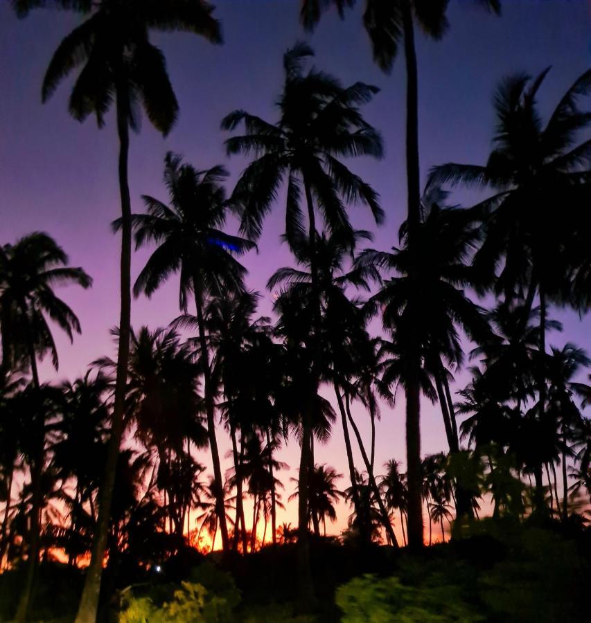 Beachfront Villa Ladha Ya Zanzibar Джамбиани Екстериор снимка